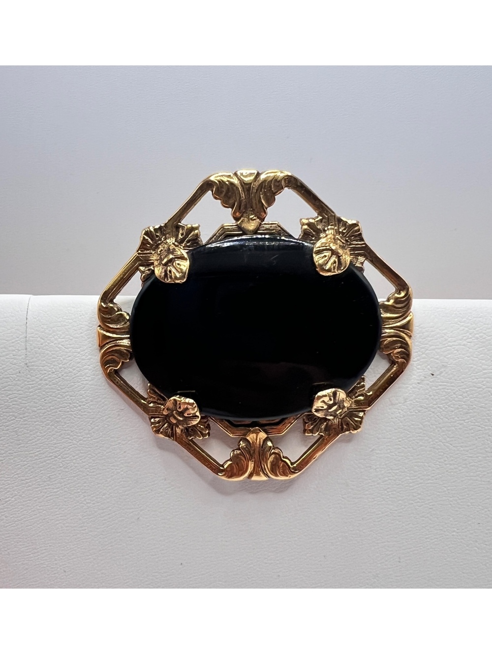 Vintage Black Glass Cabochon Gold Tone Floral Brooch Pin 2”